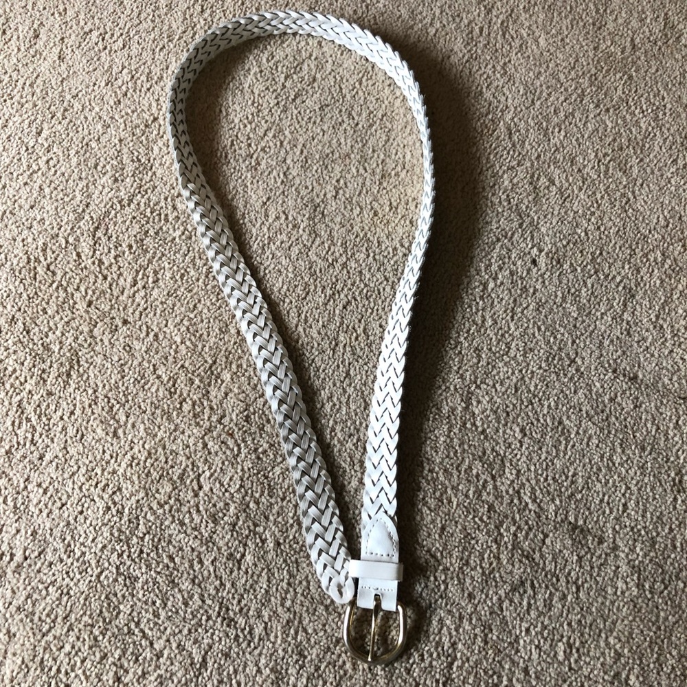 Vintage 80’s White Leather Belt